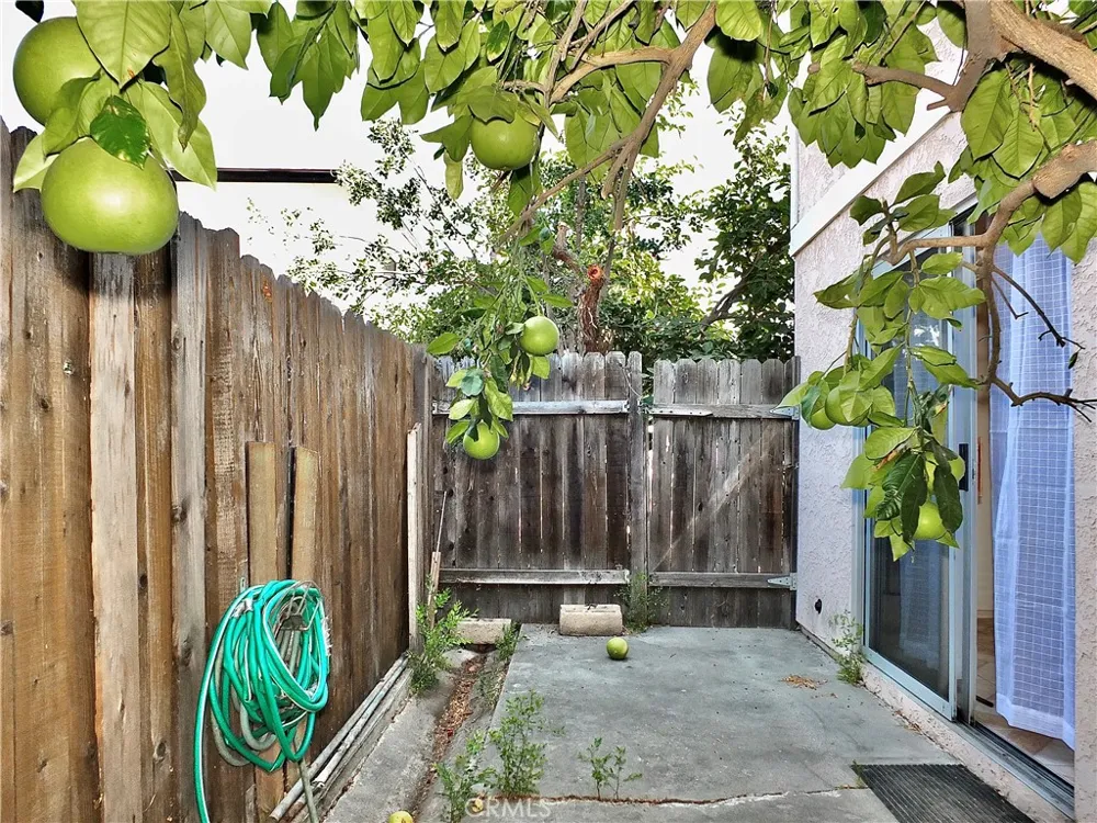9213 Cedar Bellflower, CA 90706