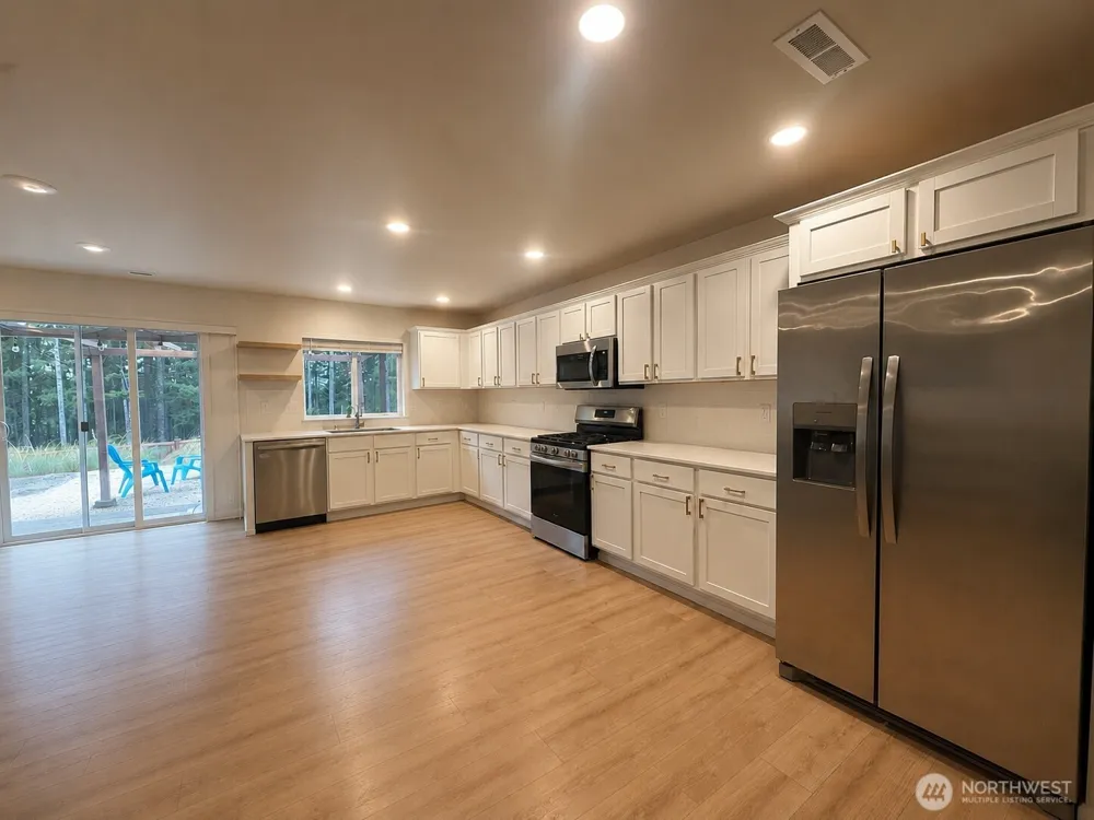 481 NE Ridge Point Boulevard Belfair, WA 98528