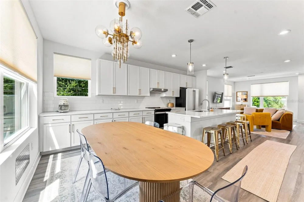 116 26TH STREET St Petersburg, FL 33713