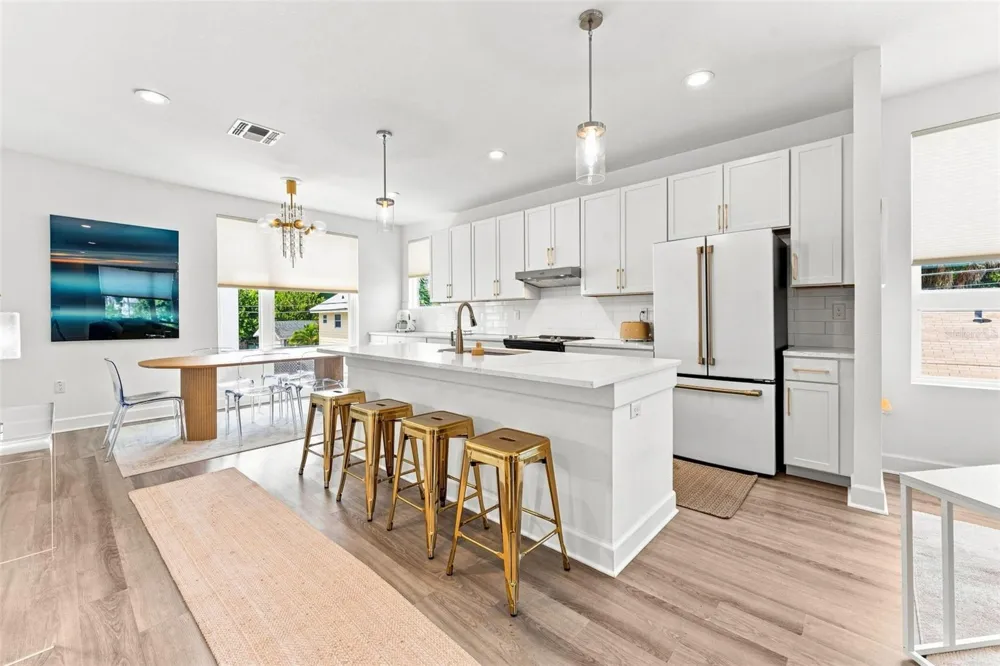 116 26TH STREET St Petersburg, FL 33713