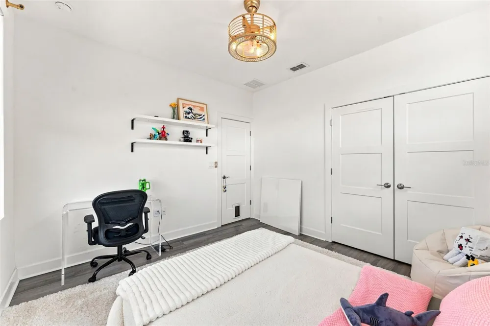 116 26TH STREET St Petersburg, FL 33713