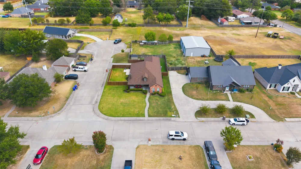 1308 Madeline Street Commerce, TX 75428