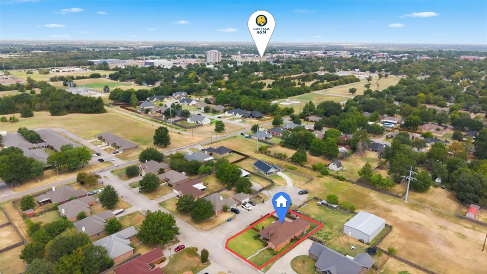 1308 Madeline Street Commerce, TX 75428
