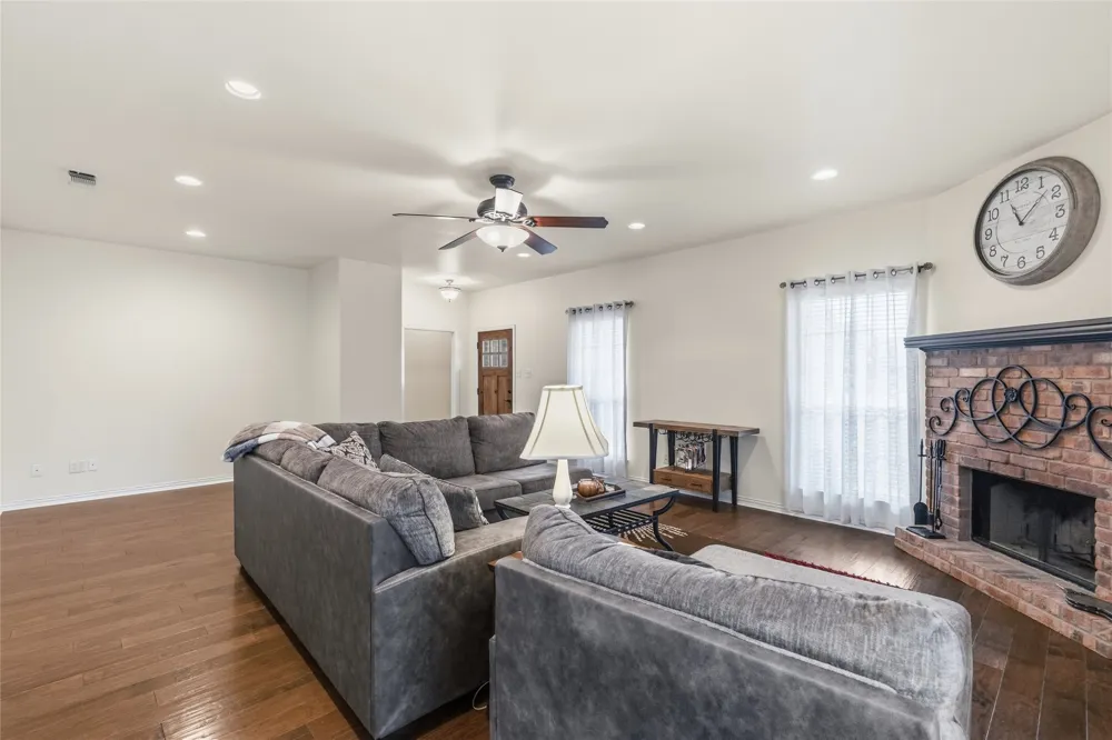 1308 Madeline Street Commerce, TX 75428