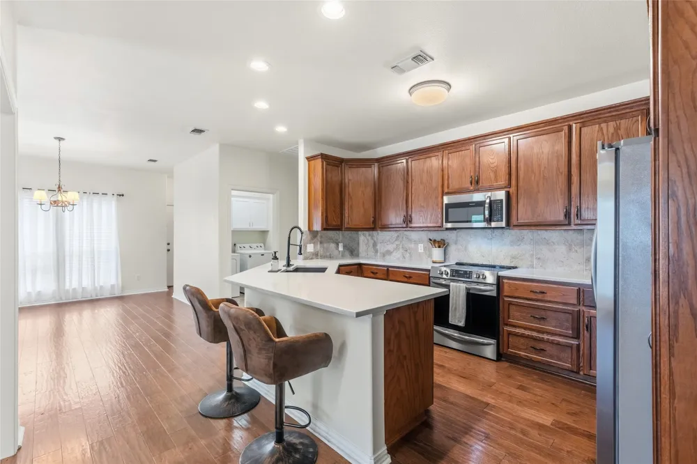 1308 Madeline Street Commerce, TX 75428