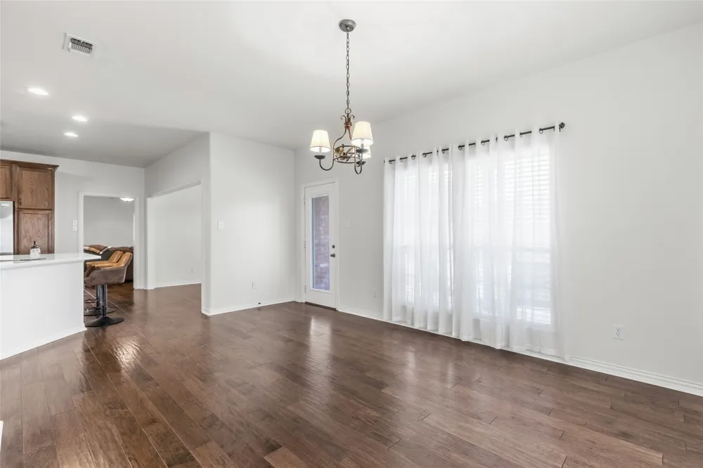 1308 Madeline Street Commerce, TX 75428