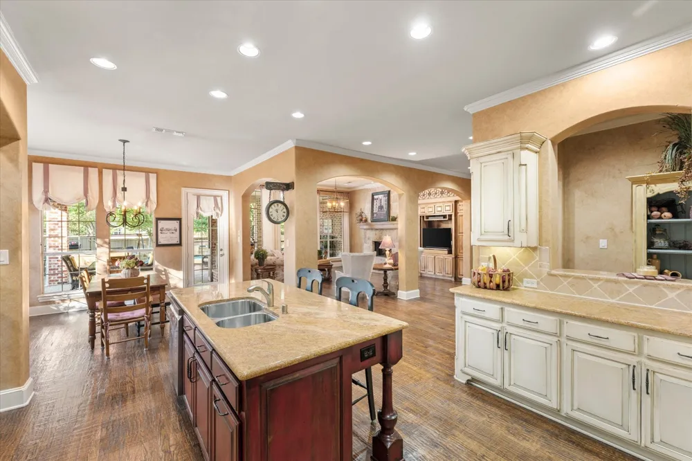6808 Echo Canyon Drive McKinney, TX 75072