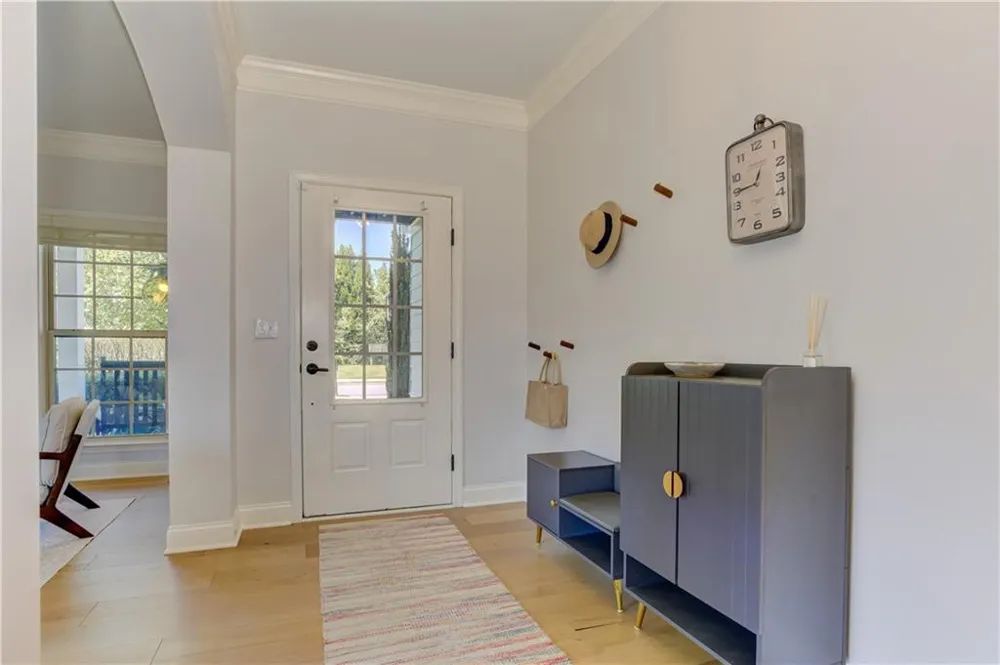 330 Lockwood Place Alpharetta, GA 30004