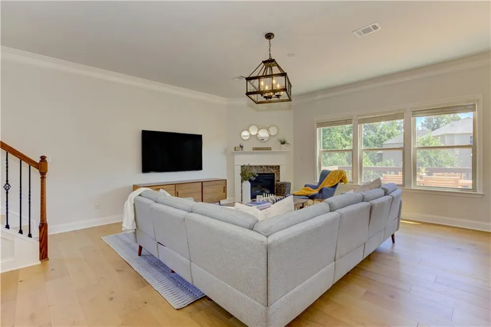 330 Lockwood Place Alpharetta, GA 30004