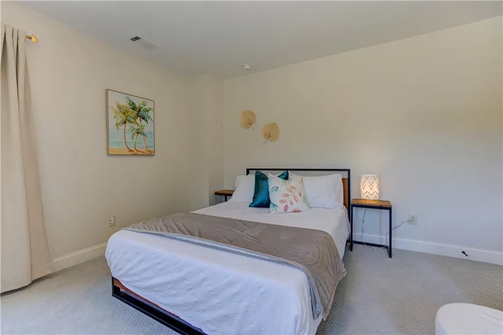 330 Lockwood Place Alpharetta, GA 30004