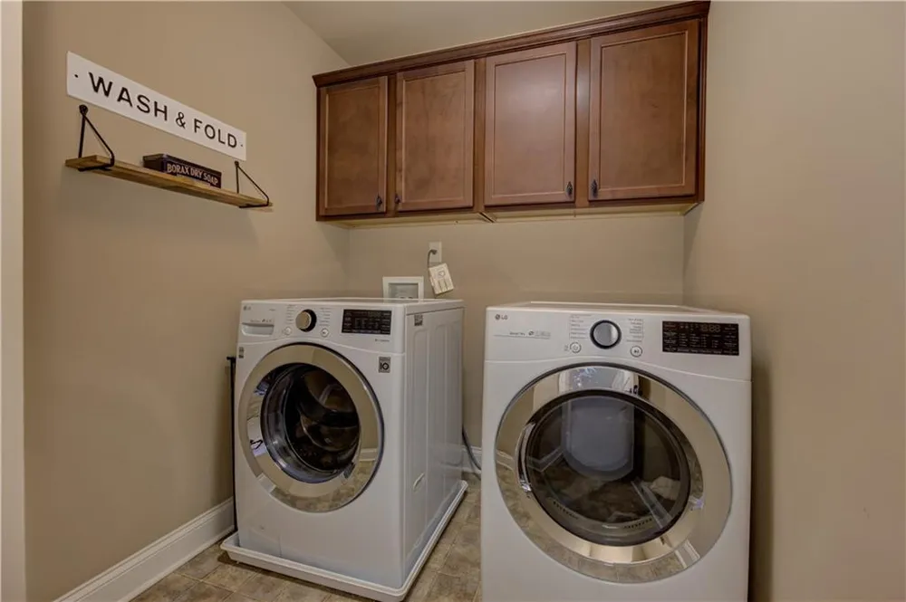 330 Lockwood Place Alpharetta, GA 30004
