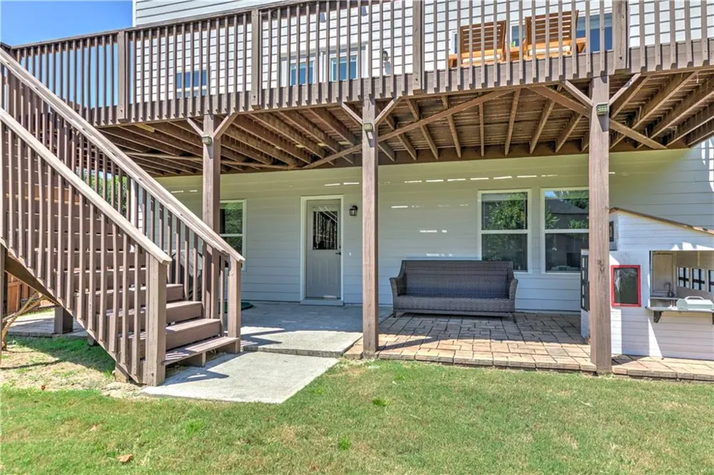 330 Lockwood Place Alpharetta, GA 30004