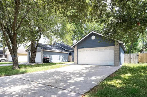 11738 Greencanyon Drive