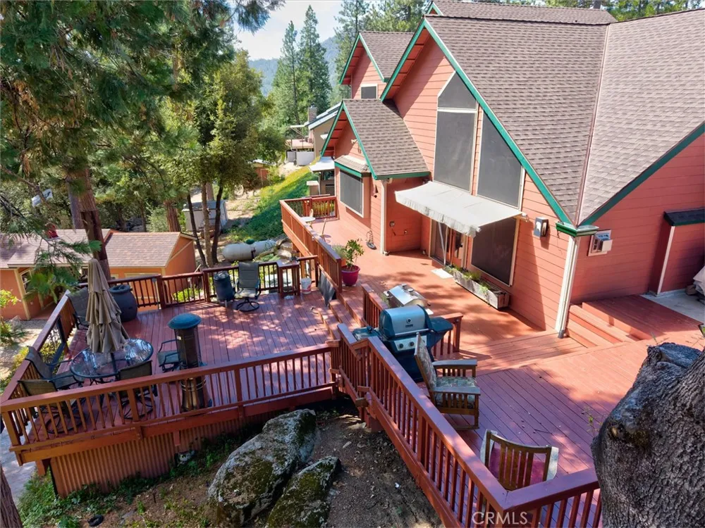 39771 S Cedar Vista Circle S Bass Lake, CA 93644