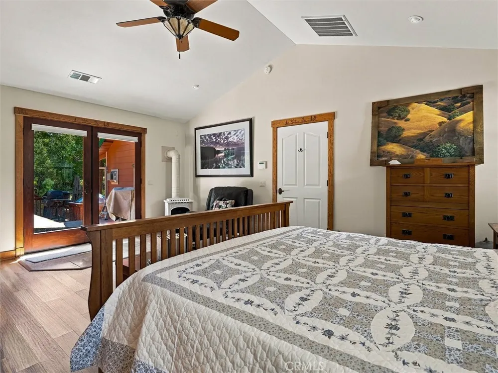 39771 S Cedar Vista Circle S Bass Lake, CA 93644