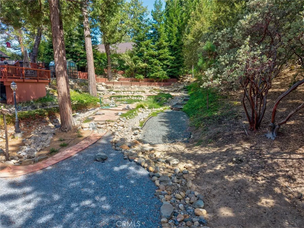 39771 S Cedar Vista Circle S Bass Lake, CA 93644