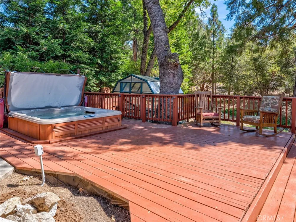 39771 S Cedar Vista Circle S Bass Lake, CA 93644