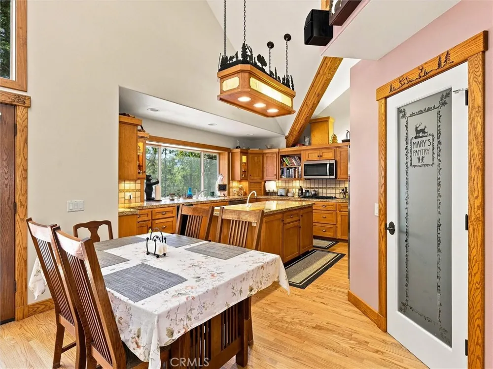 39771 S Cedar Vista Circle S Bass Lake, CA 93644