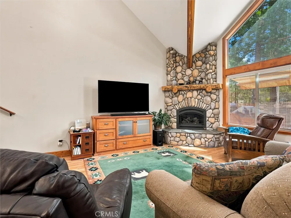 39771 S Cedar Vista Circle S Bass Lake, CA 93644