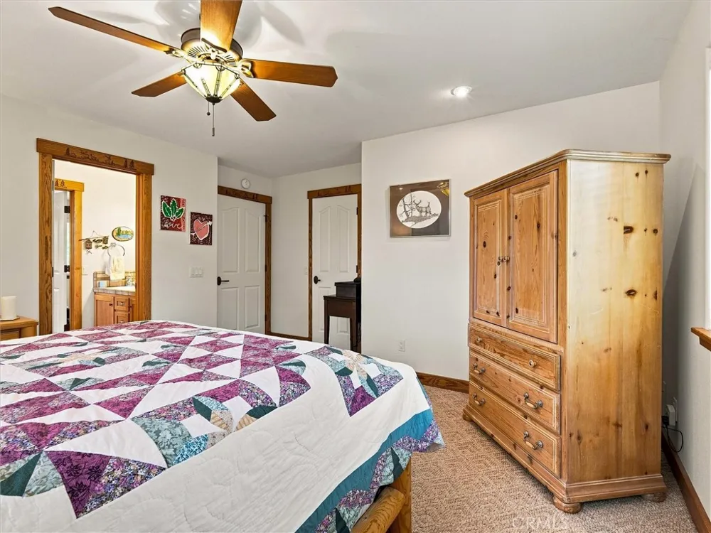 39771 S Cedar Vista Circle S Bass Lake, CA 93644