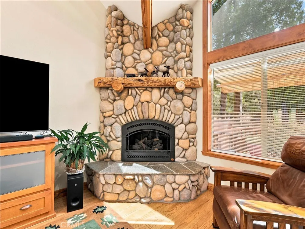 39771 S Cedar Vista Circle S Bass Lake, CA 93644