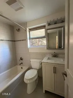 5259 Via Campo Street Los Angeles, CA 90022