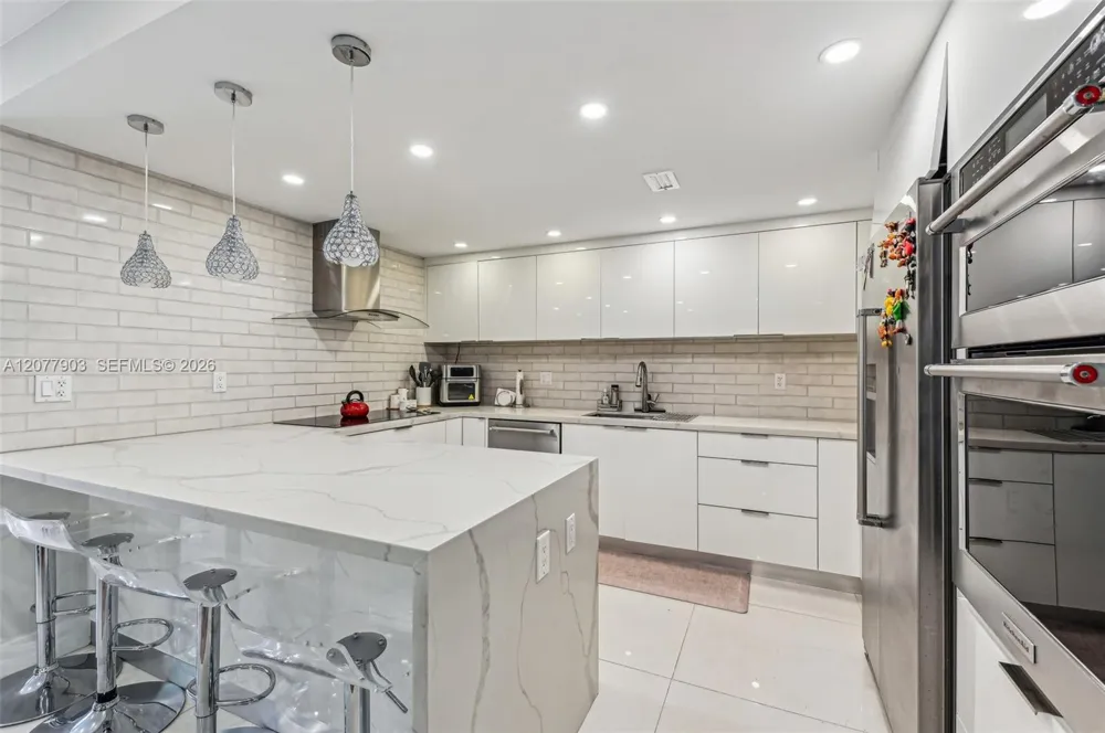 121 Crandon Blvd #251 Key Biscayne, FL 33149