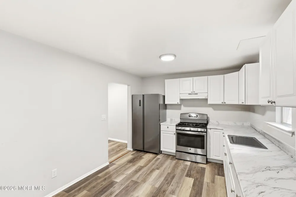 572 Davids Court Lakewood, NJ 08701