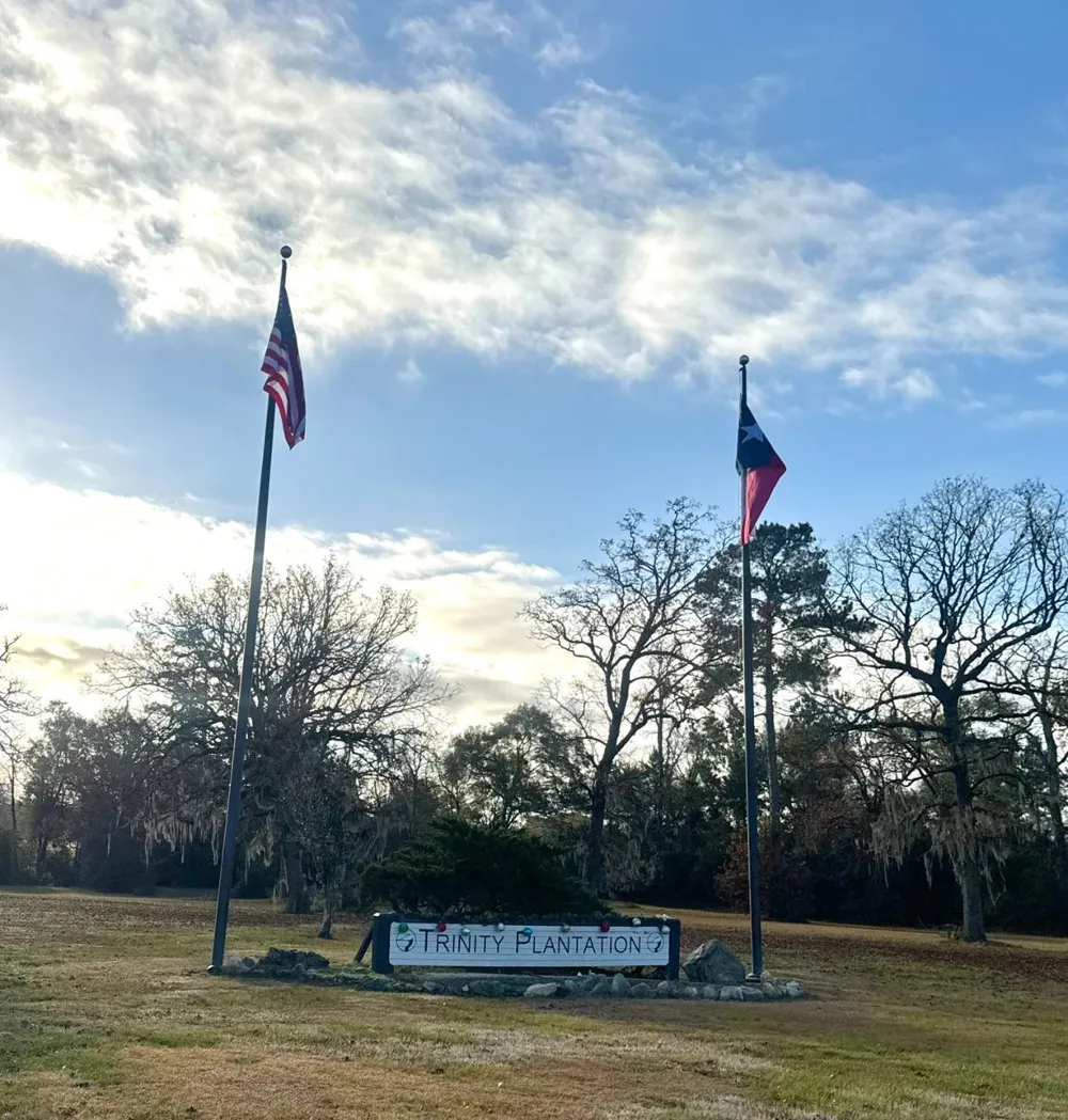 14 Charleston Street Trinity, TX 75862
