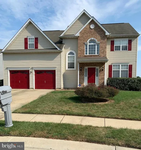3 FOXFIELD COURT