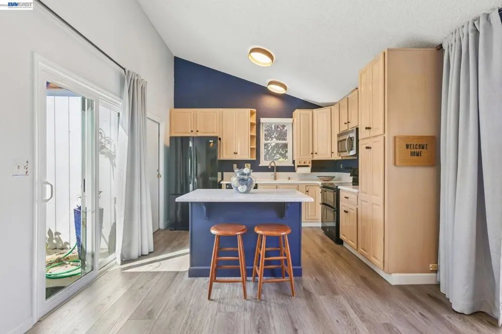 1899 Bluebell Drive Livermore, CA 94551