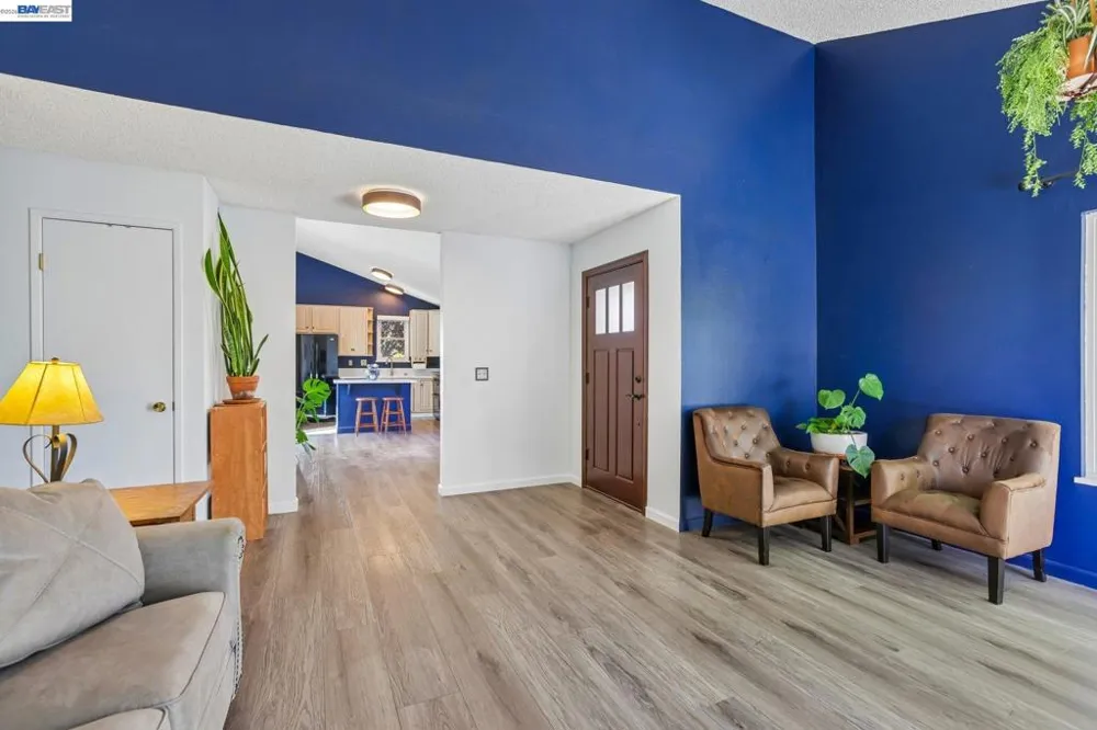 1899 Bluebell Drive Livermore, CA 94551