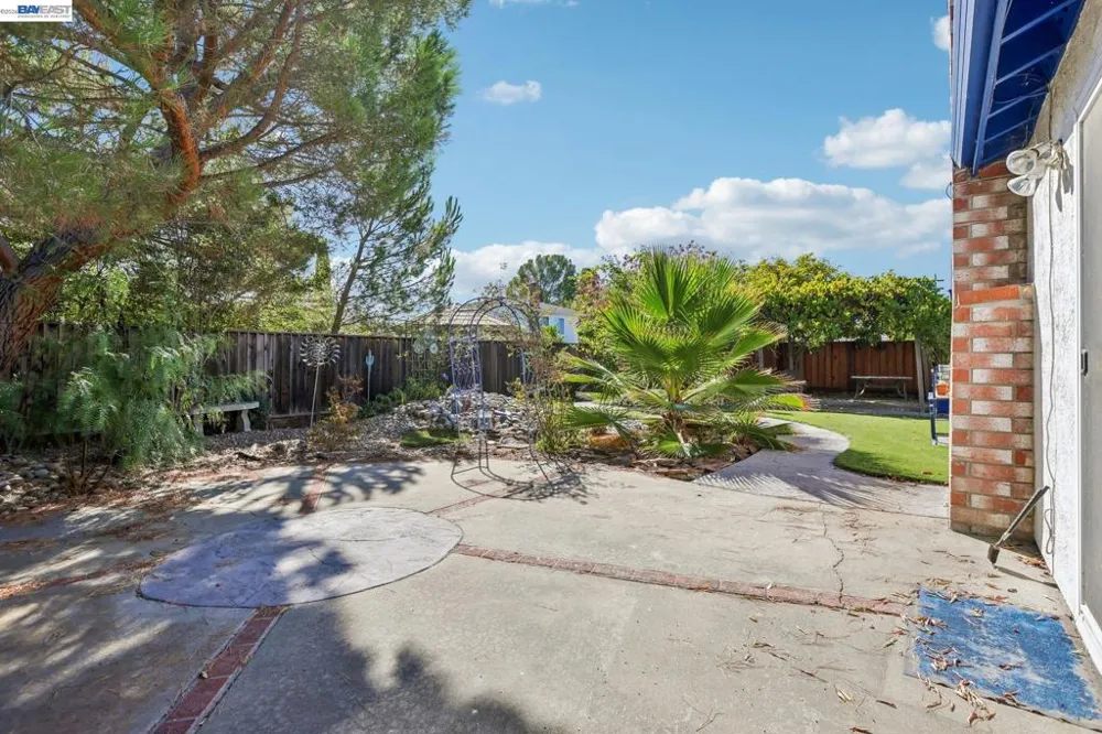 1899 Bluebell Drive Livermore, CA 94551