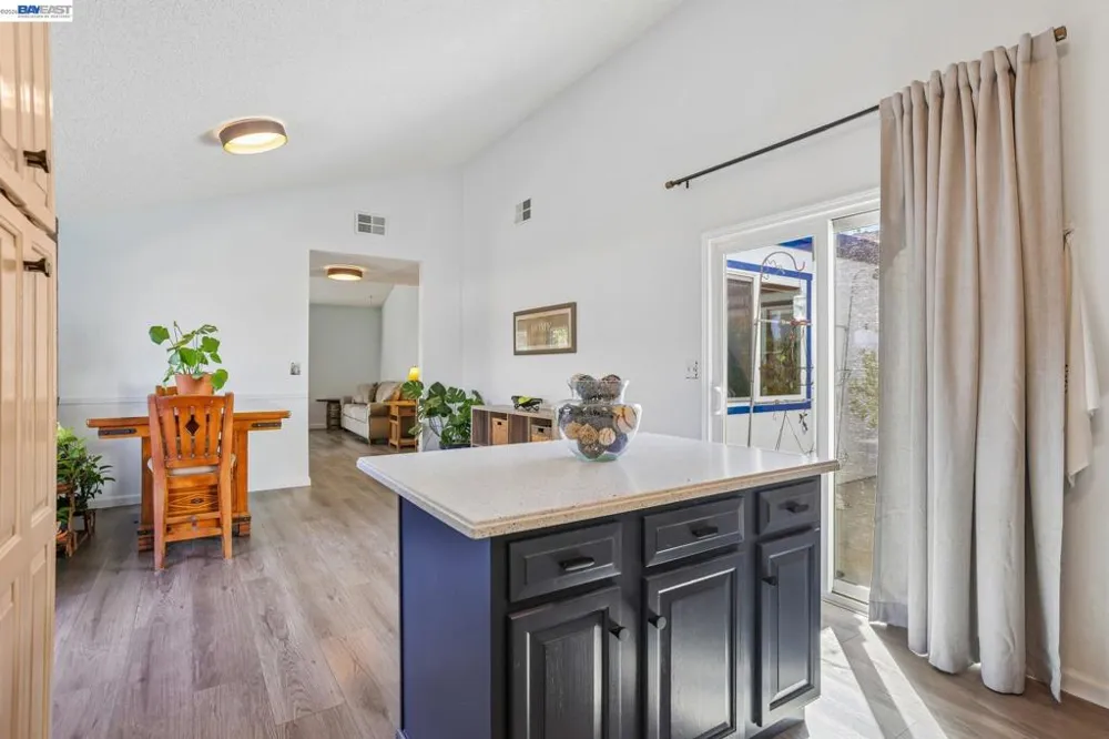 1899 Bluebell Drive Livermore, CA 94551