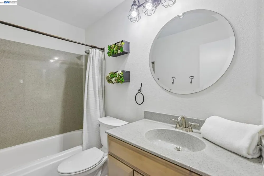 1899 Bluebell Drive Livermore, CA 94551