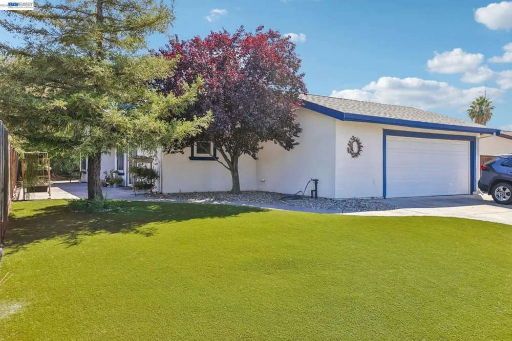 1899 Bluebell Drive Livermore, CA 94551
