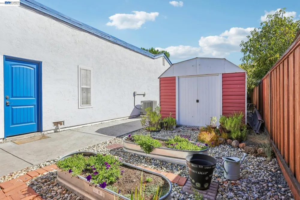 1899 Bluebell Drive Livermore, CA 94551