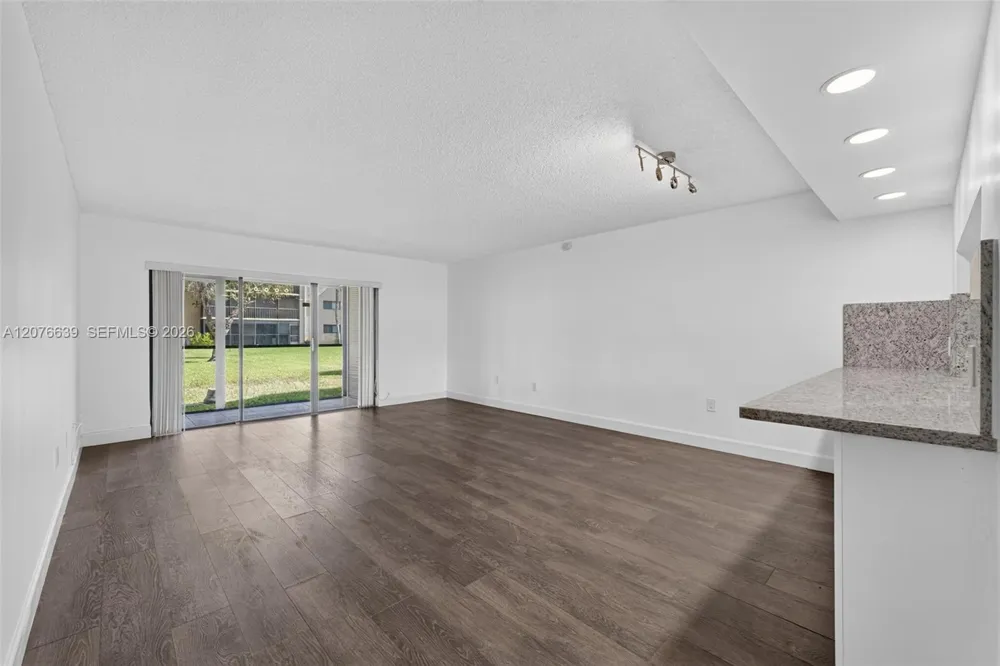 8415 SW 107th Ave #143W Miami, FL 33173