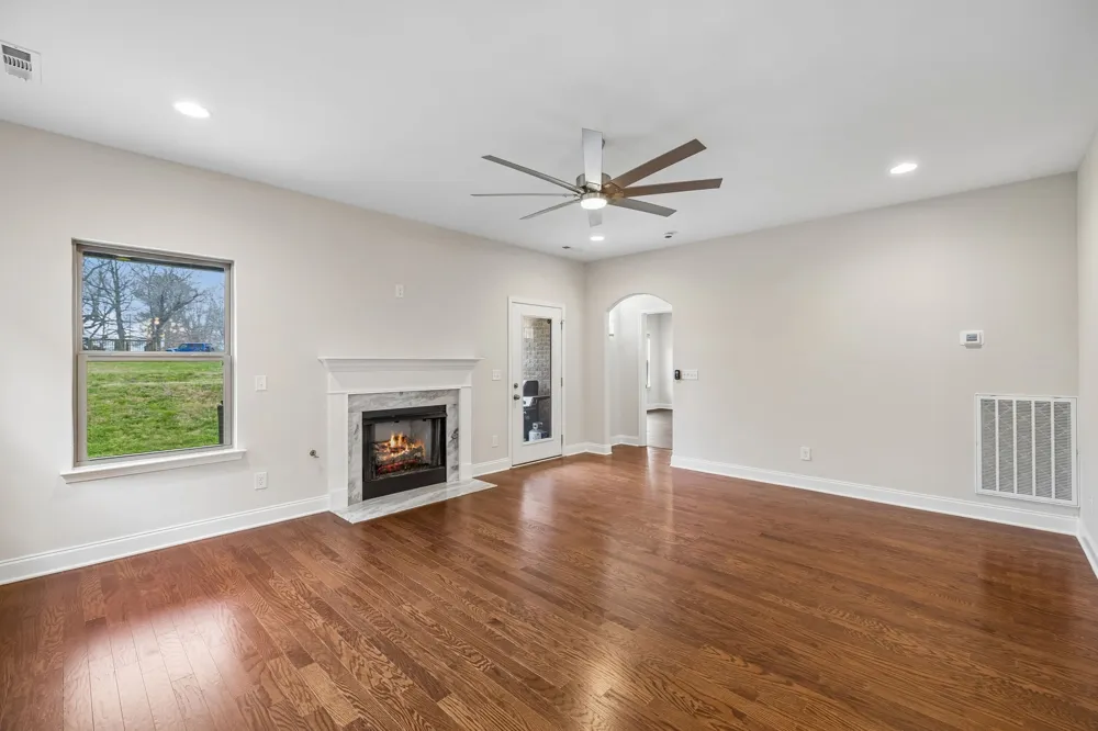 4651 Maryweather Ln Murfreesboro, TN 37128