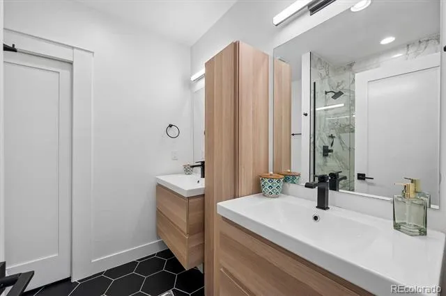 3124 Gilpin Street Denver, CO 80205
