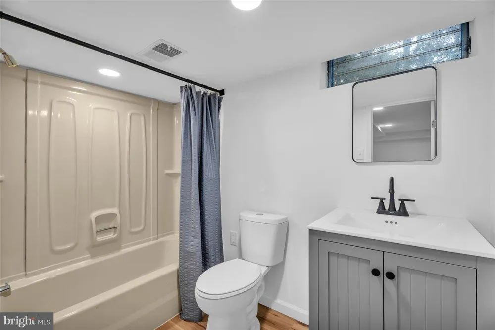 101 ARTHUR AVENUE Chesilhurst, NJ 08089