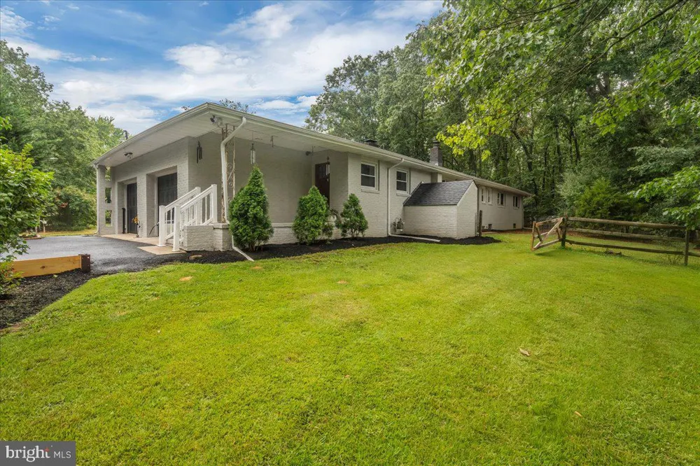 101 ARTHUR AVENUE Chesilhurst, NJ 08089