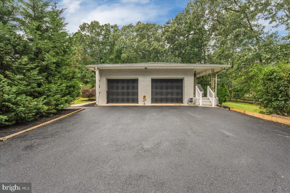 101 ARTHUR AVENUE Chesilhurst, NJ 08089