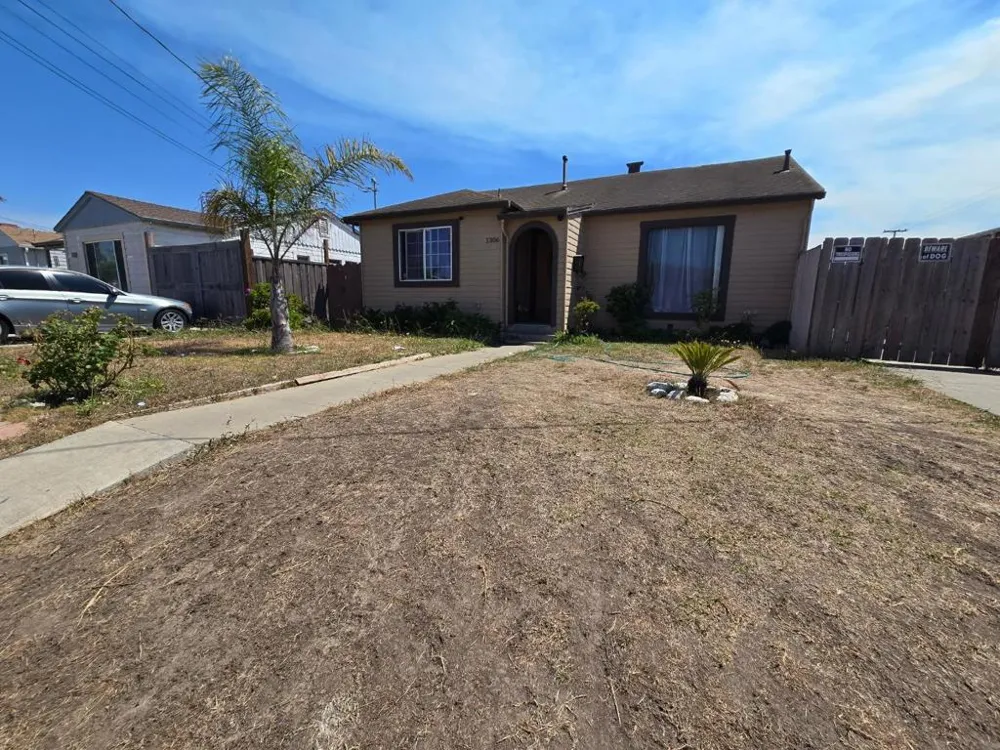 1306 Second Avenue Salinas, CA 93905