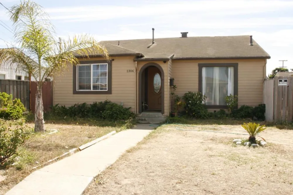 1306 Second Avenue Salinas, CA 93905