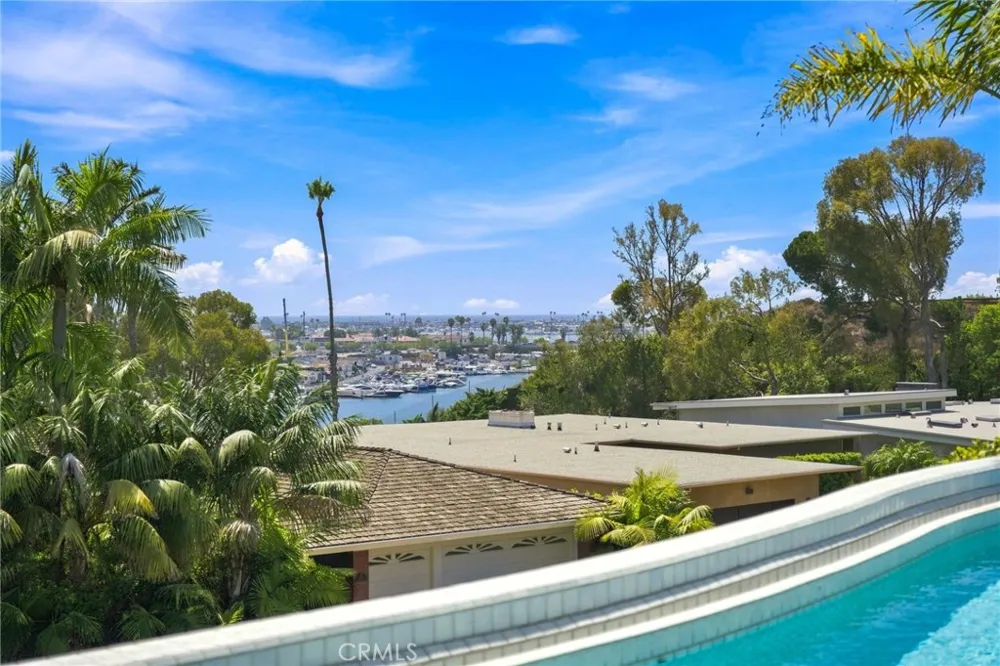 1026 Santiago Drive Newport Beach, CA 92660