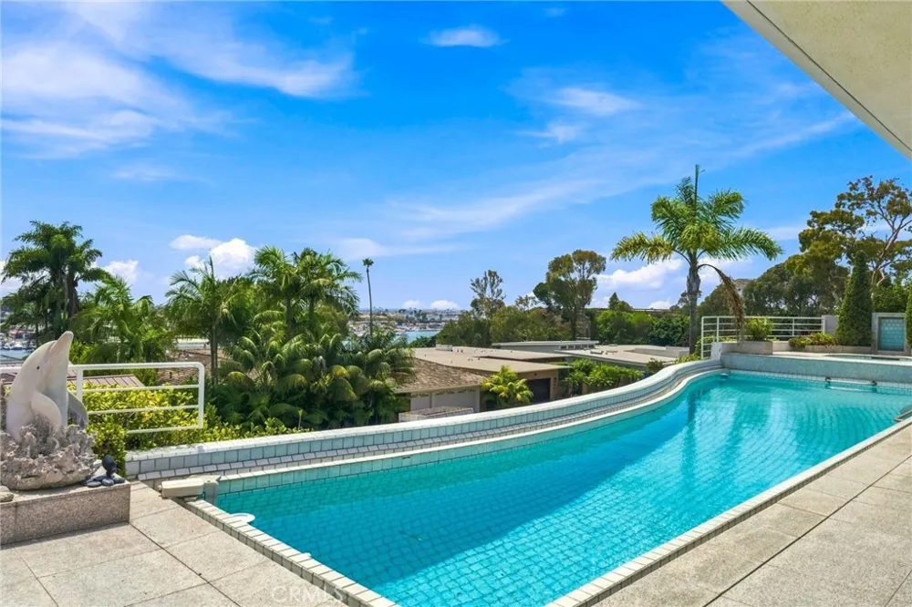 1026 Santiago Drive Newport Beach, CA 92660