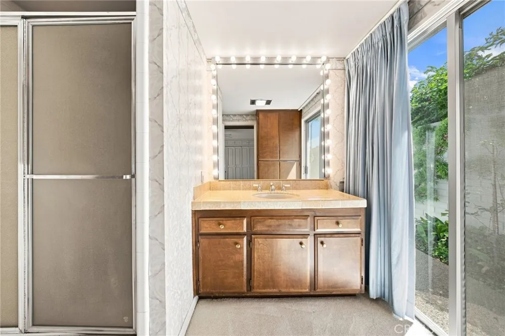 1026 Santiago Drive Newport Beach, CA 92660