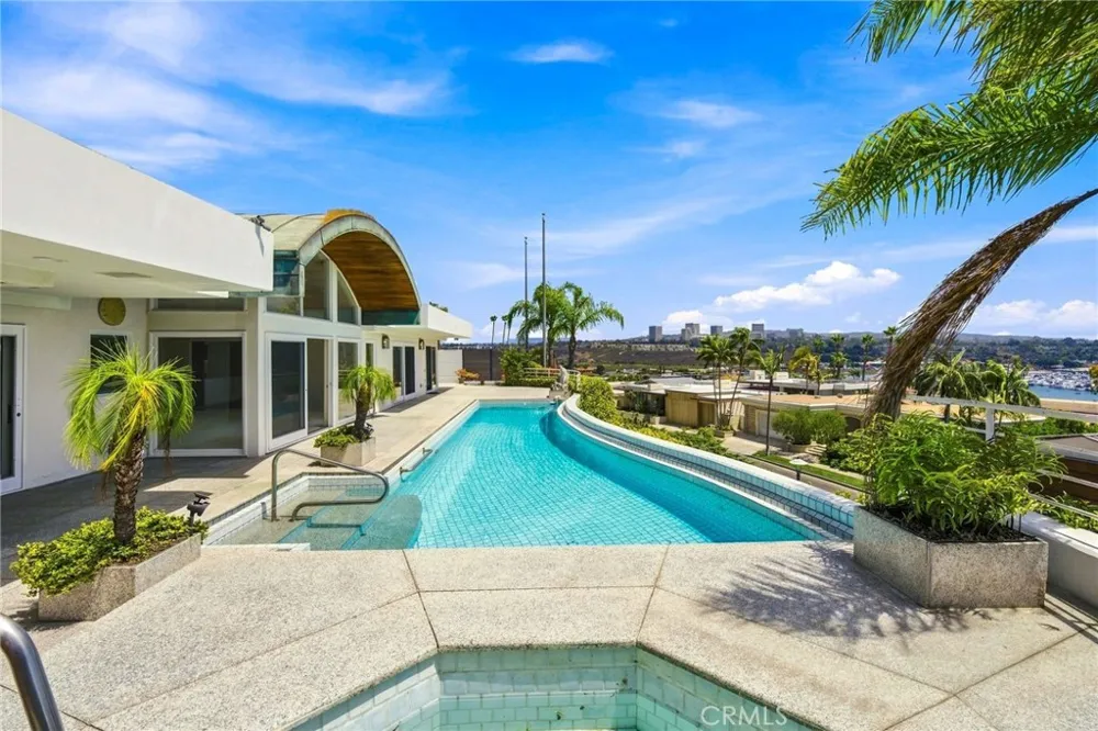 1026 Santiago Drive Newport Beach, CA 92660
