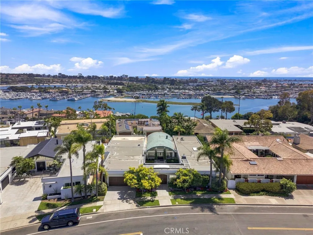 1026 Santiago Drive Newport Beach, CA 92660
